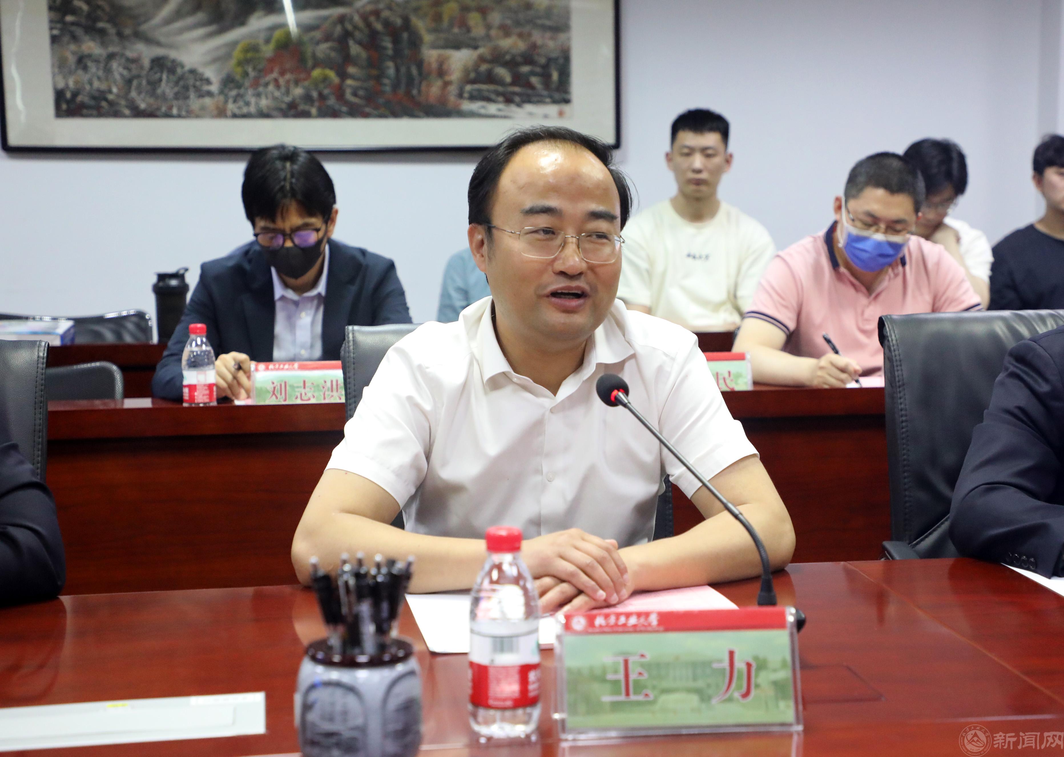 02王力校長.jpg 02王力校長.jpg